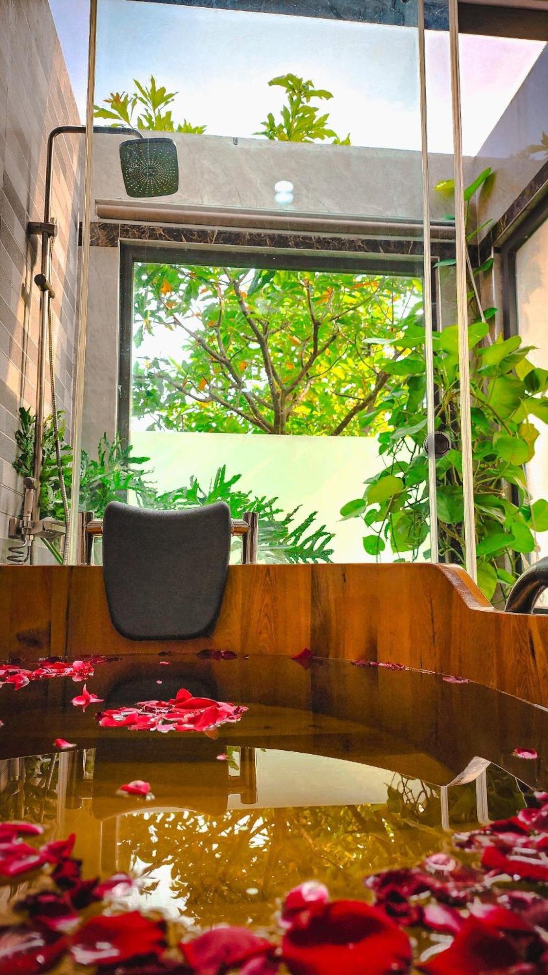 Dat Rong Dinh Gia Trang Ba Ria Exteriör bild